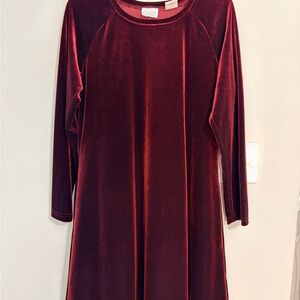 Moda Velvet Midi Dress in Rich Burgundy